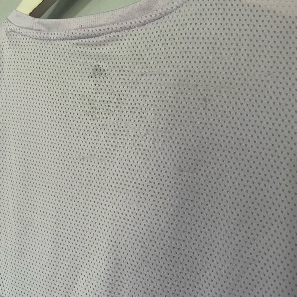 Adidas Fitted Lilac Purple Short Sleeve Aeroready RunningTee Breathable sz Small - Picture 5 of 9